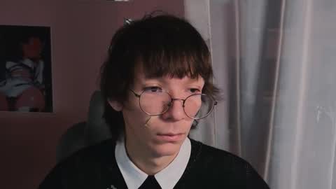 Snapshot of tommiehi chatting on November 13, 2025, 12:04 pm Tommie online show from November 13, 2025, 12:04 pm