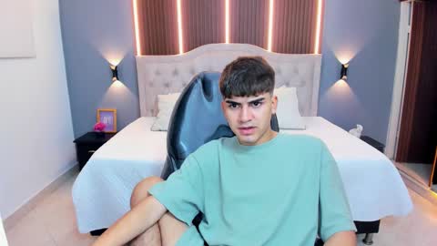 Tommy  online show from February 8, 2026, 3:21 am