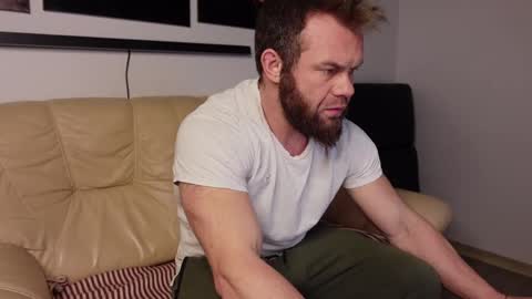  tommy burnzzz  online show from December 25, 2024, 1:20 am