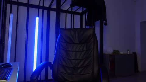  tommy burnzzz  online show from January 21, 2025, 8:41 am