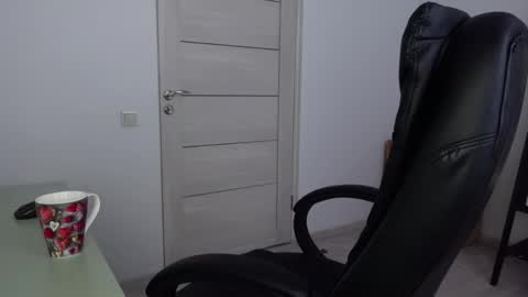  tommy burnzzz  online show from March 9, 2025, 7:01 am