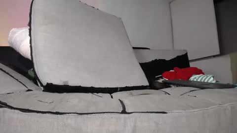   Thomas    online show from February 20, 2025, 2:29 am