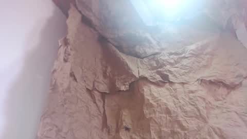   Thomas    online show from November 10, 2025, 1:54 pm