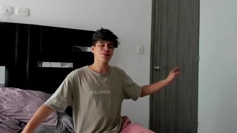   online show from February 6, 2025, 2:15 pm