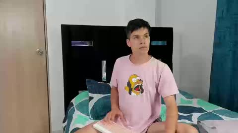   online show from September 24, 2025, 11:52 pm