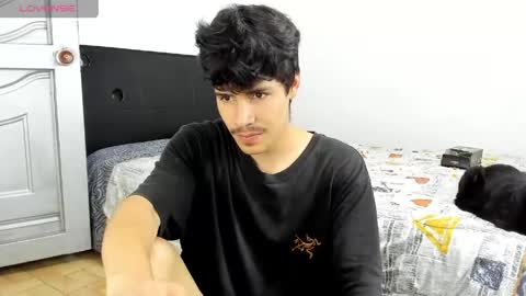 Snapshot of tommy_carlos chatting on May 22, 2026, 2:51 am online show from May 22, 2026, 2:51 am