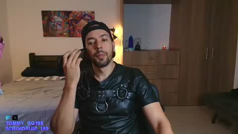 Snapshot of tommy_raym0ndg chatting on June 17, 2026, 4:04 am tommy_raym0ndg online show from June 17, 2026, 4:04 am