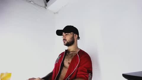 tommy_sccott online show from October 26, 2025, 11:09 pm