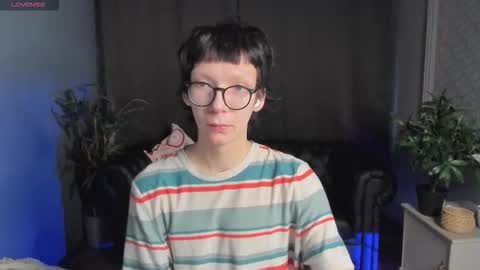 tommy_stars online show from March 7, 2026, 5:48 am