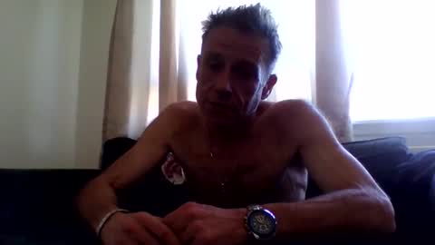 Snapshot of tommyandtomara chatting on May 24, 2026, 3:28 pm tommyandtomara online show from May 24, 2026, 3:28 pm