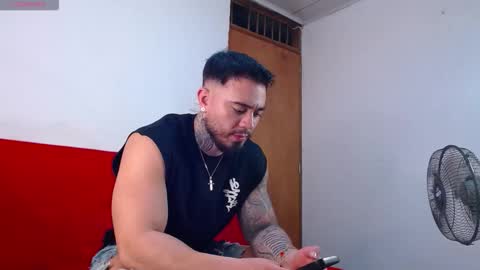 Snapshot of tommyblessd1 chatting on February 15, 2026, 3:47 am Steven online show from February 15, 2026, 3:47 am