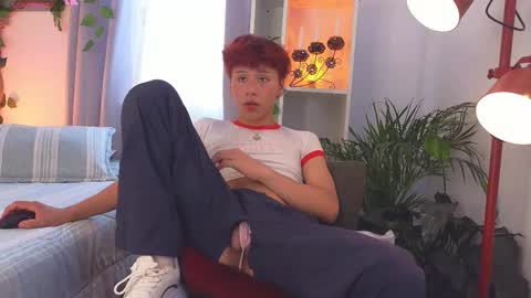 Tommy Foxboy online show from November 3, 2025, 12:06 pm