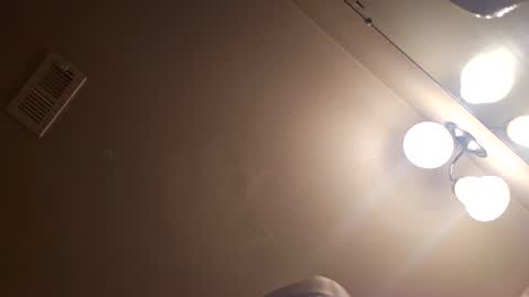 tommypressure online show from October 1, 2025, 11:49 am