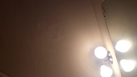 tommypressure online show from October 29, 2025, 11:45 am