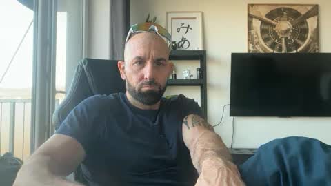 Thomas Fit online show from November 6, 2025, 8:04 am