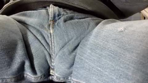 Snapshot of tomscibbly chatting on December 25, 2024, 4:43 pm tomscibbly online show from December 25, 2024, 4:43 pm