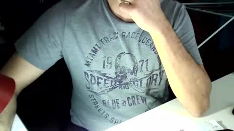 Snapshot of tomtom02029 chatting on January 12, 2025, 3:36 pm Tom online show from January 12, 2025, 3:36 pm