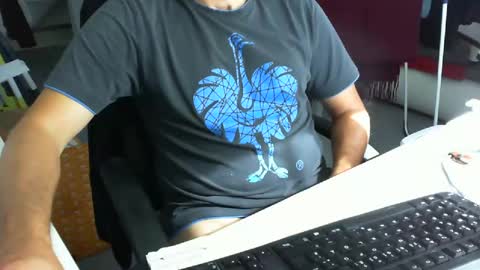 Snapshot of tomtom02029 chatting on September 20, 2025, 9:54 am Tom online show from September 20, 2025, 9:54 am