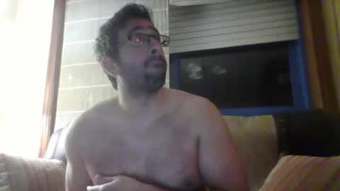 toni640128 online show from November 23, 2025, 9:47 pm