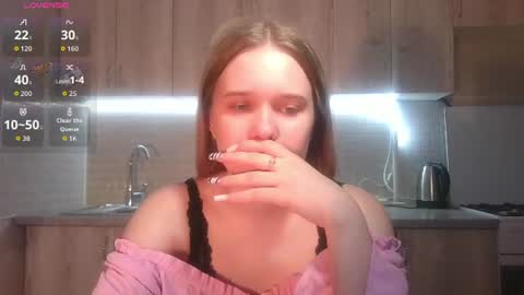 toni_pittmann online show from June 12, 2026, 5:12 pm