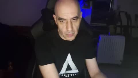 toninspektor online show from October 12, 2025, 5:45 pm