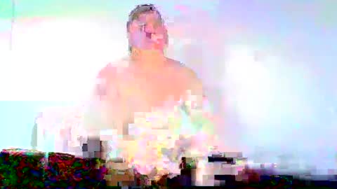 tonny54880 online show from December 26, 2024, 7:13 am