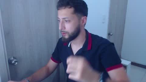 Snapshot of tony__ribas chatting on December 20, 2024, 1:25 am Tony Ribas. online show from December 20, 2024, 1:25 am