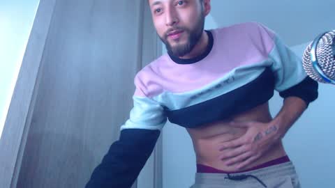 Snapshot of tony__ribas chatting on January 25, 2025, 4:13 am Tony Ribas. online show from January 25, 2025, 4:13 am