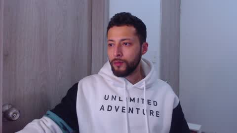 Snapshot of tony__ribas chatting on January 26, 2025, 2:56 am Tony Ribas. online show from January 26, 2025, 2:56 am