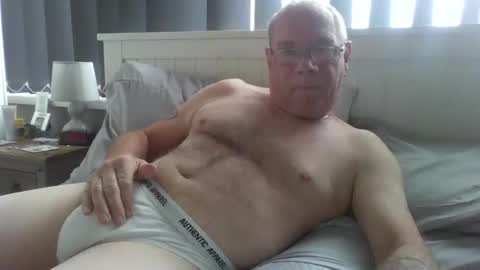 tonygib1962 online show from April 28, 2026, 7:35 am