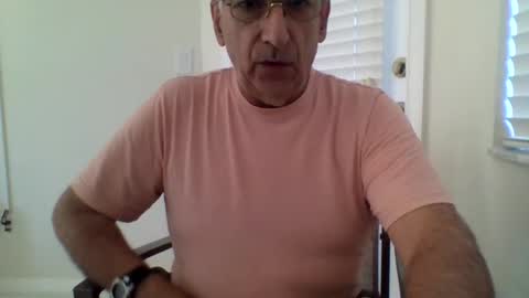 Snapshot of tonymcfly99 chatting on December 4, 2024, 8:40 pm tonymcfly99 online show from December 4, 2024, 8:40 pm