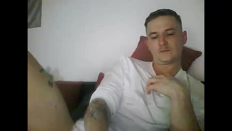 Snapshot of tonystrawberry chatting on April 11, 2026, 10:36 pm tonystrawberry online show from April 11, 2026, 10:36 pm