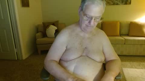 tonysview12000 online show from January 11, 2026, 1:21 am