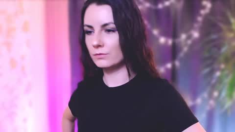 Elizabeth online show from January 12, 2025, 8:14 pm