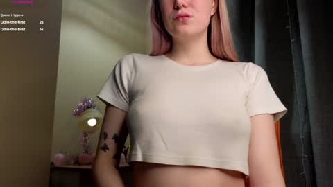 Hey hey Im Megan Pvt open. Im very glad to see you here online show from January 15, 2025, 6:12 am