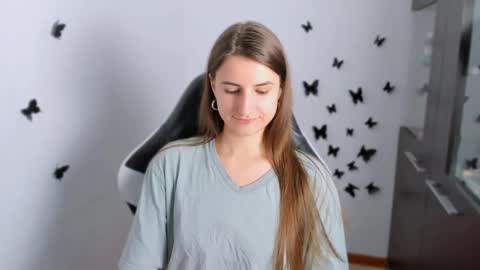 Alisson online show from September 23, 2025, 2:31 pm