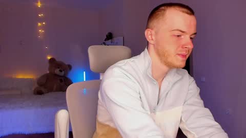 toohornyserj online show from December 10, 2024, 11:08 pm