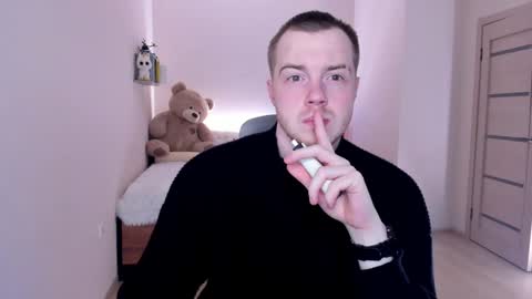 toohornyserj online show from January 4, 2025, 8:27 pm