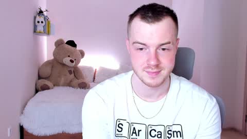 toohornyserj online show from January 13, 2025, 2:50 am