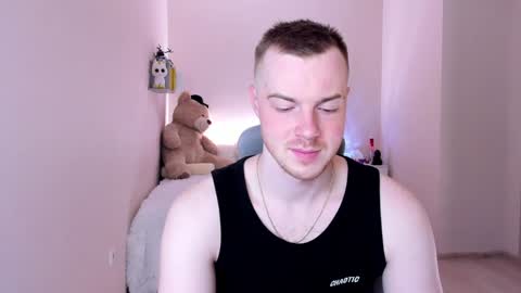 toohornyserj online show from January 24, 2025, 8:32 pm