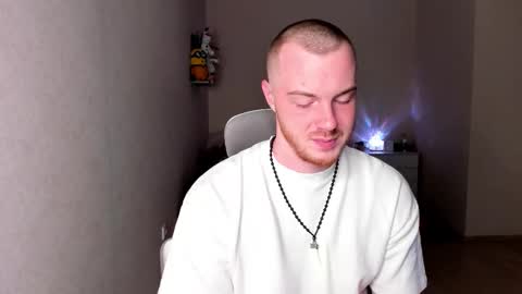 toohornyserj online show from October 4, 2025, 8:51 pm