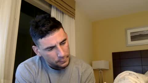 Snapshot of toomuchsmoke chatting on January 17, 2025, 1:47 am toomuchsmoke online show from January 17, 2025, 1:47 am