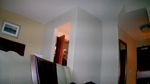 Snapshot of toomuchsmoke chatting on January 28, 2025, 7:32 am toomuchsmoke online show from January 28, 2025, 7:32 am