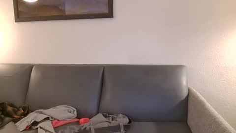 Snapshot of toomuchsmoke chatting on February 15, 2025, 8:11 am toomuchsmoke online show from February 15, 2025, 8:11 am