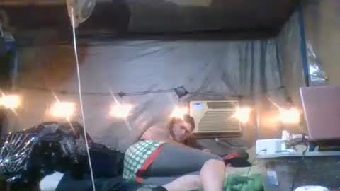 tootall1991420 online show from October 13, 2025, 6:35 am