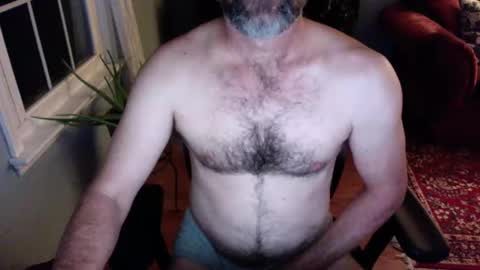 tophersmith78 online show from November 6, 2025, 10:38 am