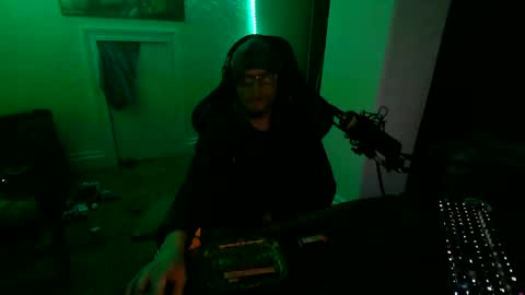 topplesstable18075 online show from January 27, 2025, 4:09 am