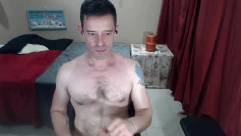 Snapshot of toptobottom4u chatting on February 7, 2025, 8:53 pm toptobottom4u online show from February 7, 2025, 8:53 pm