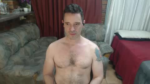 Snapshot of toptobottom4u chatting on April 18, 2026, 8:09 pm toptobottom4u online show from April 18, 2026, 8:09 pm