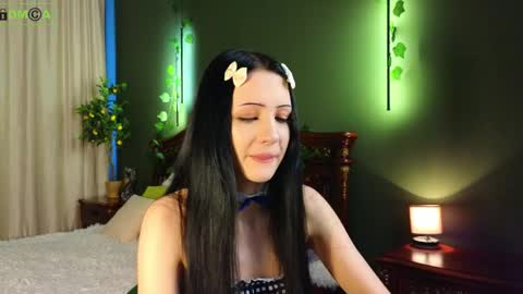 Snapshot of tori_blaze chatting on April 27, 2026, 12:36 pm Tori online show from April 27, 2026, 12:36 pm